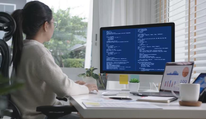 江苏企业数字化解决方案：机器学习赋能商业模式升级的核心路径